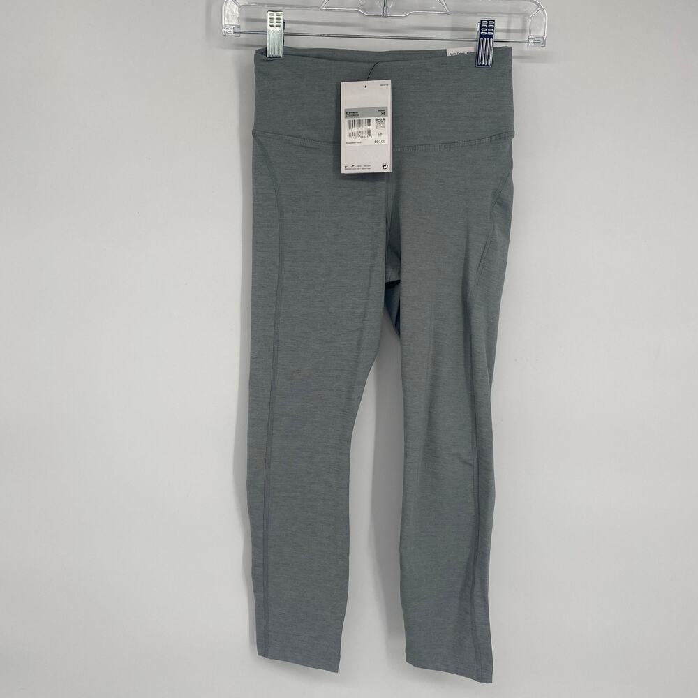 Nike Leggings Womenโs XS Fast Grayโ Mid Rise Cropped Active Running Workout